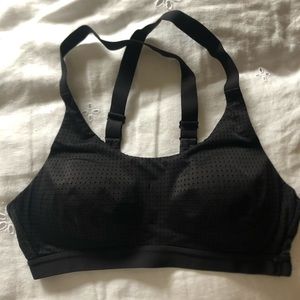 Black Victoria’s Sport sports bra
